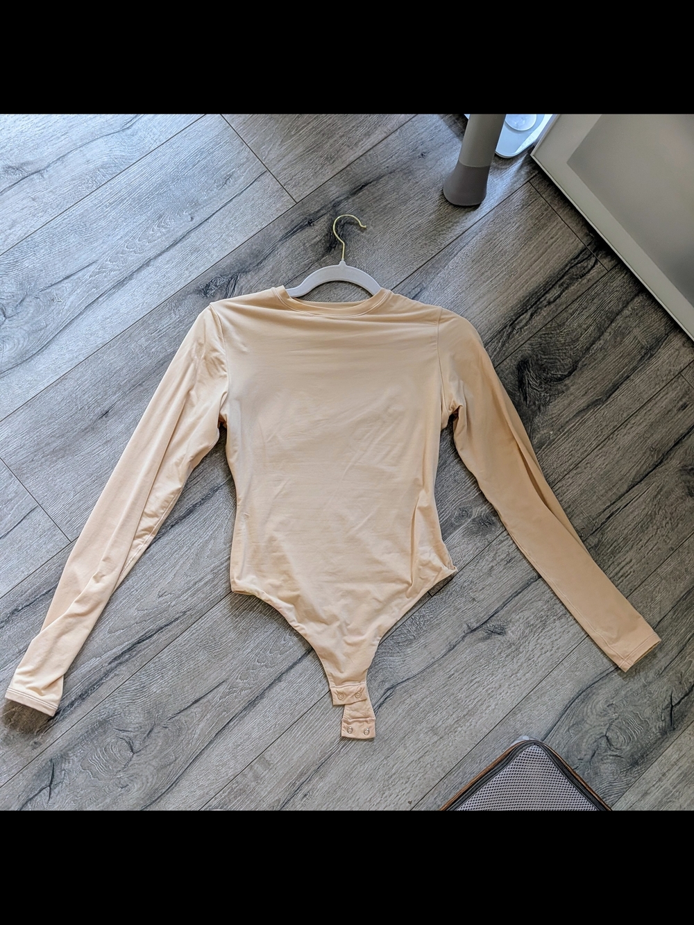 SKIMS Fits Everybody Long Sleeve Crew Neck Bodysuit - M